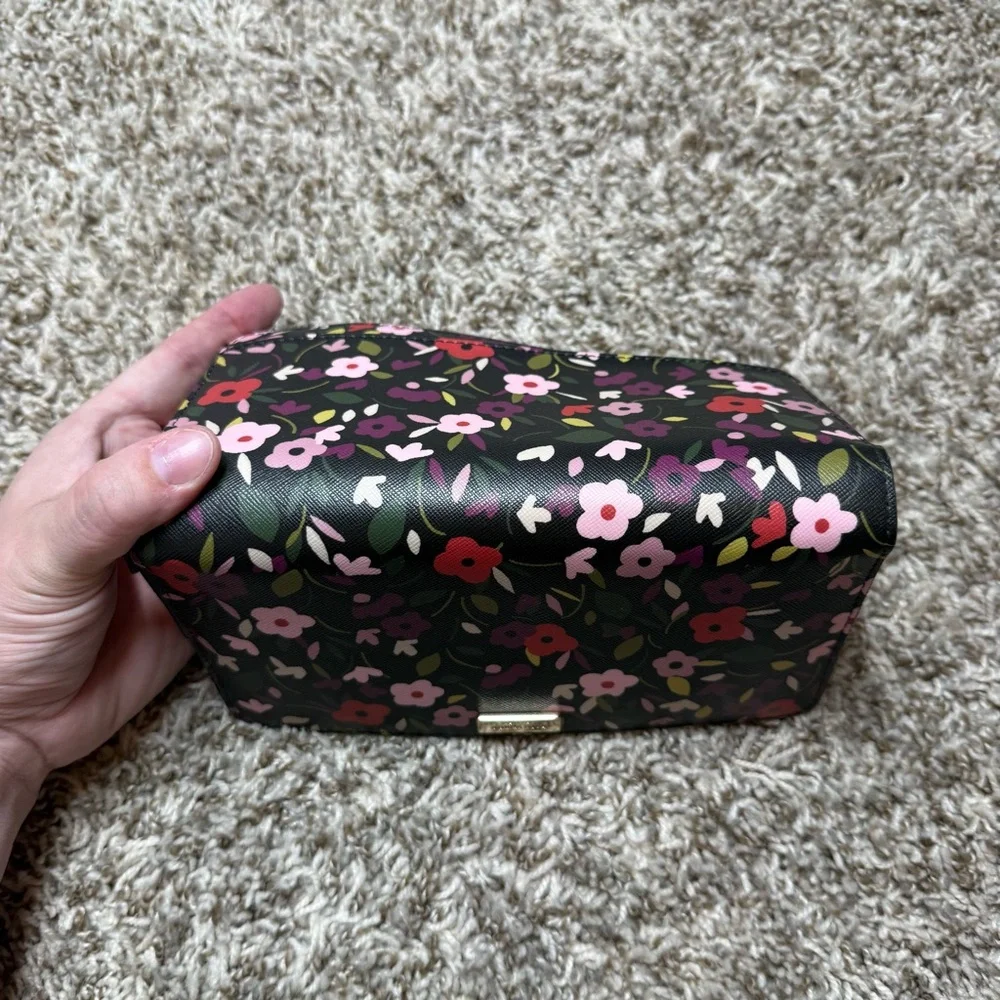 Kate Spade Cameron Street Lacey Wallet Black Floral Saffiano Leather Zip Around
